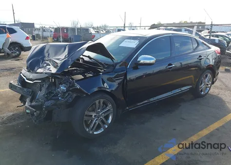 2013 Kia Optima Sx z USA, uszkodzony, nr VIN 5XXGR4A65DG090457